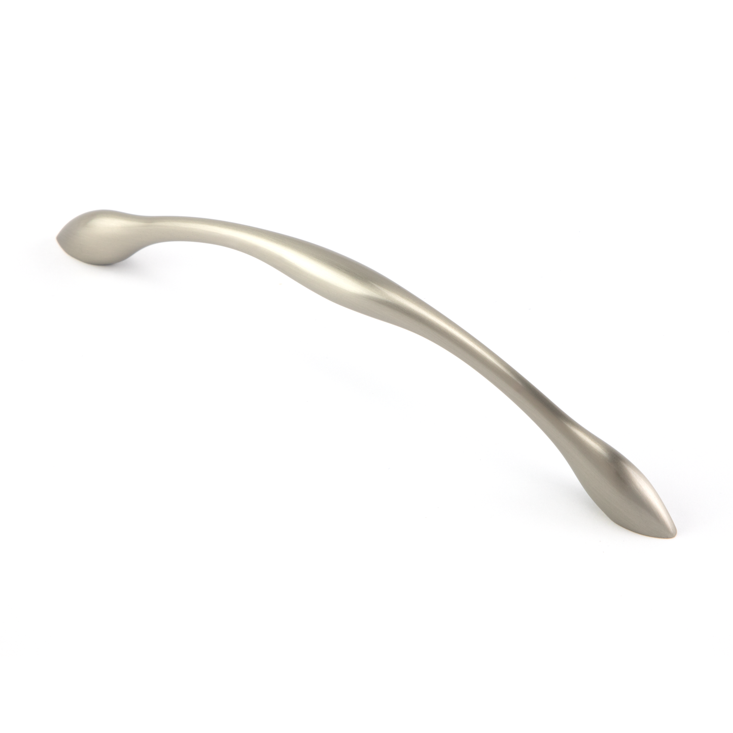 Bogengriff Aglaja 128 mm Edelstahleffekt stehend auf weissem Hintergrund