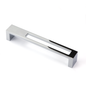 Design-Bügelgriff Alnus 160 mm in Chrom glänzend auf weißem Hintergrund