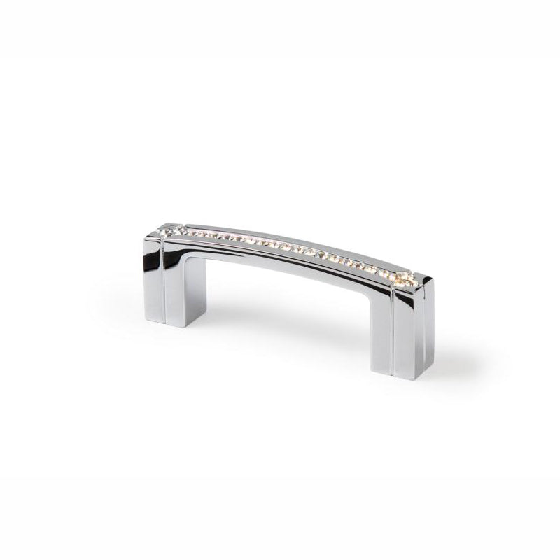 Chantrea Bügelgriff BA 64 mm in Chrom glänzend mit zwei Sockelfüßen und Kristallreihe in der Griffleiste