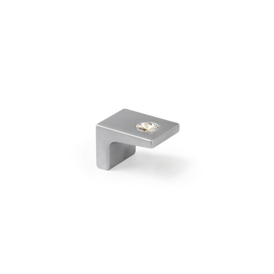 Kristall-Möbelknopf Yoline 33,5 mm Chrom matt galvanisiert stehend auf weißem Hintergrund