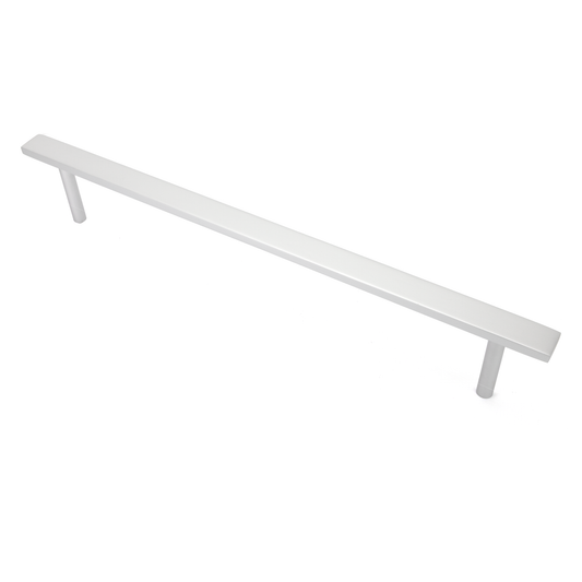 Bügelgriff Medea 320 mm in Aluminium gesandstrahlt natur eloxiert Seitenansicht auf weißem Hintergrund
