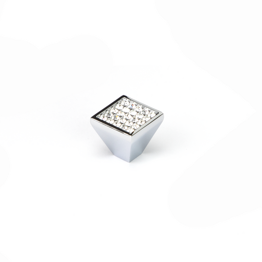 Kristall-Möbelknopf Violaine 20 x 20 mm mit 25 Kristallen in Chrom glänzend galvanisiert stehend auf weißem Hintergrund