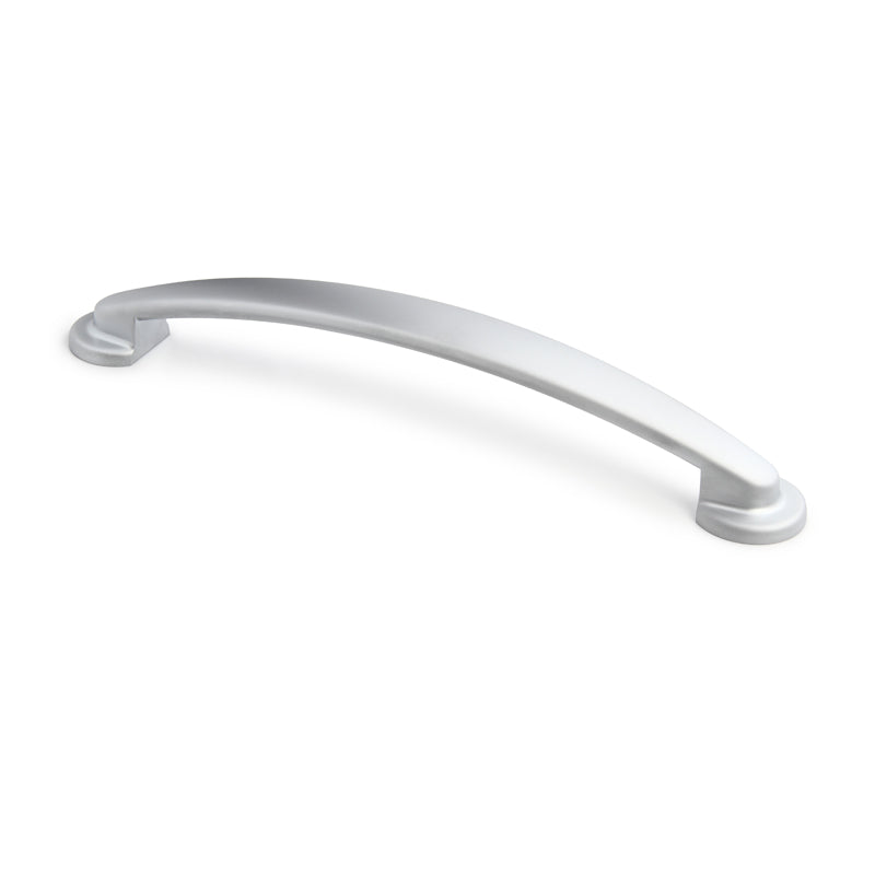 Bogengriff Yasmeen 160 mm Chrom matt galvanisiert stehend auf weißem Hintergrund